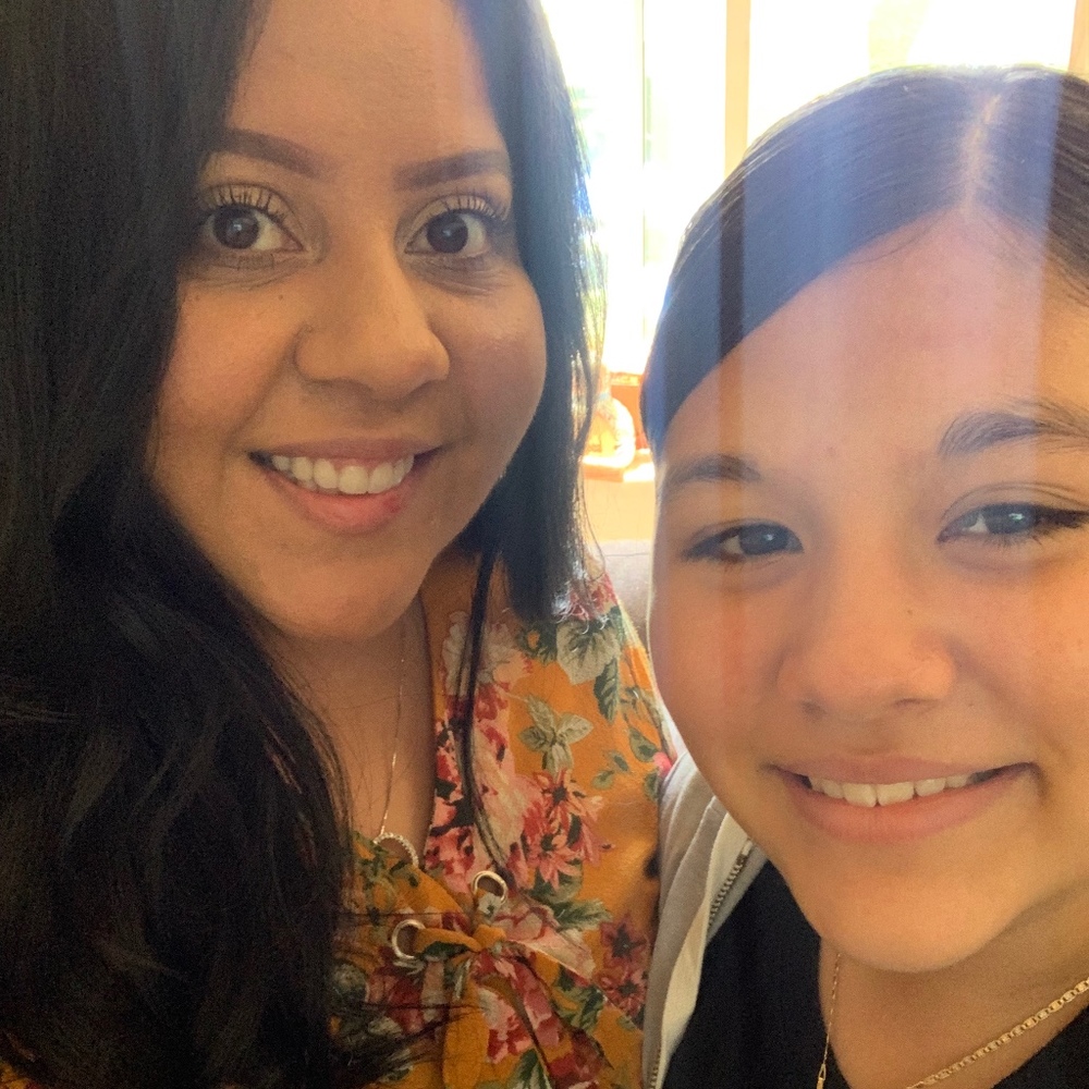 Meet your Posher, Corina